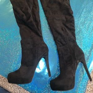 🎉💙Black Boots (WORN ONCE) 💙💙🎉